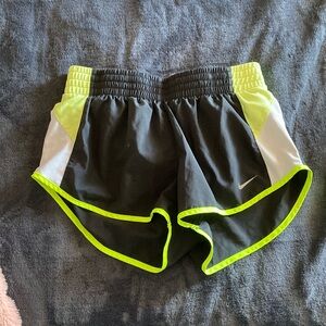 Nike Short
Size Small